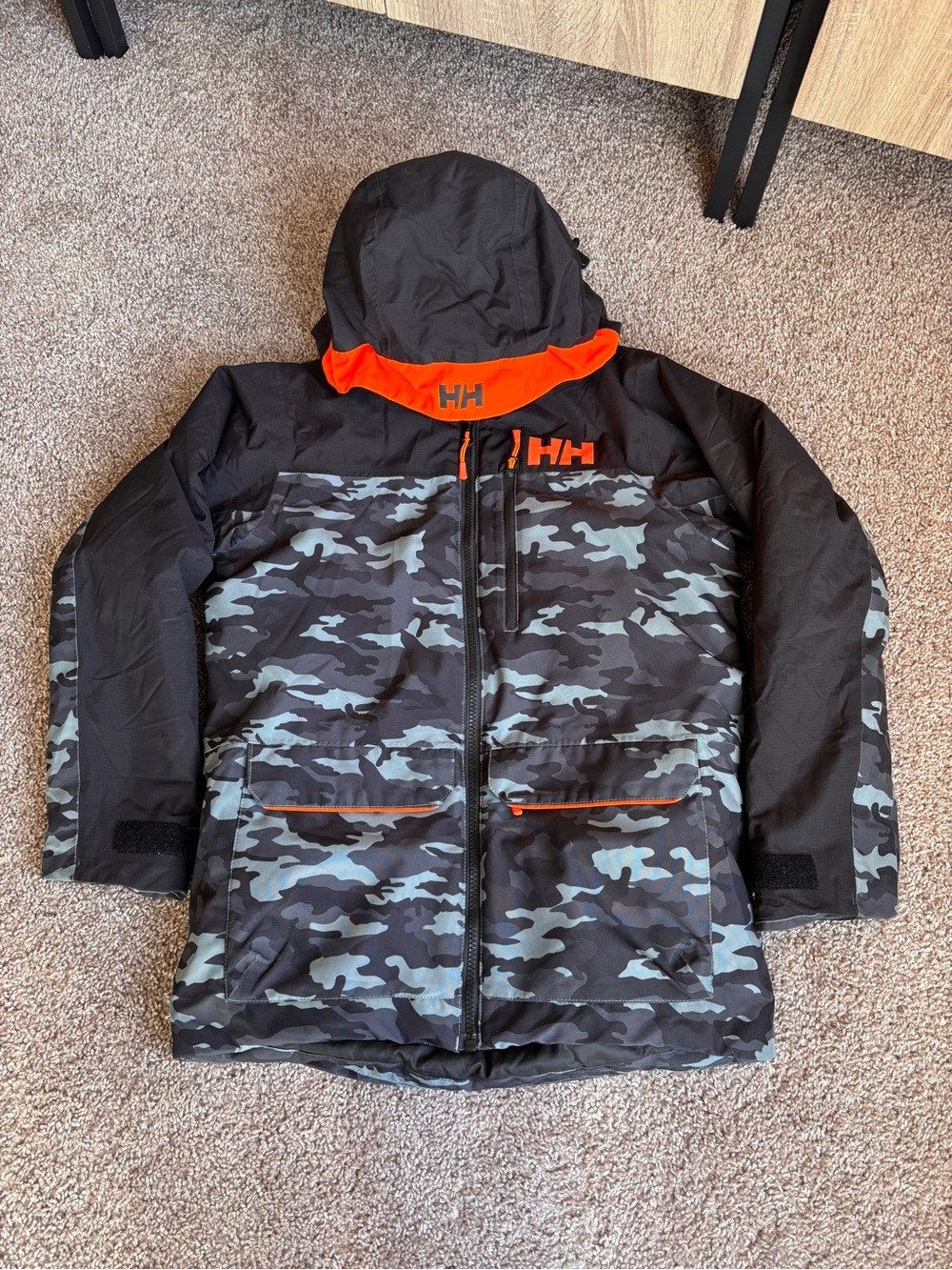Helly Hansen Boys Jr Tornado Ski Jacket Camo Snowboard Winter Jacket Size 12